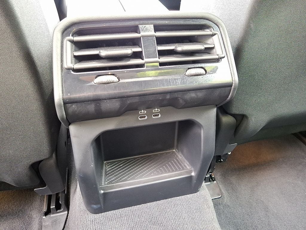 2026 BMW 5 Series 530i xDrive w/Premium Package