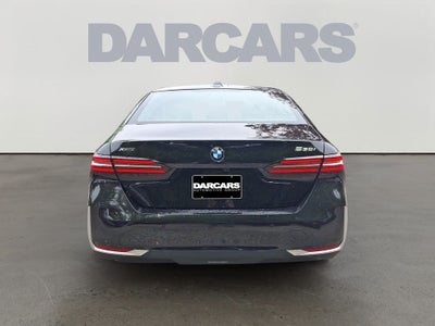 2026 BMW 5 Series 530i xDrive w/Premium Package