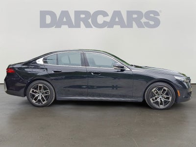 2026 BMW 5 Series 530i xDrive w/Premium Package