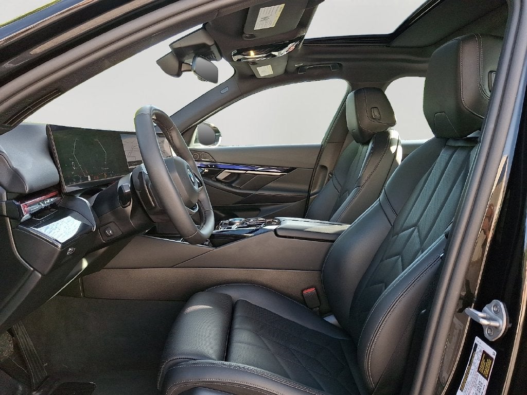 2025 BMW 5 Series 540i xDrive