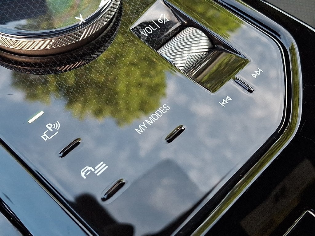 2025 BMW 5 Series 540i xDrive