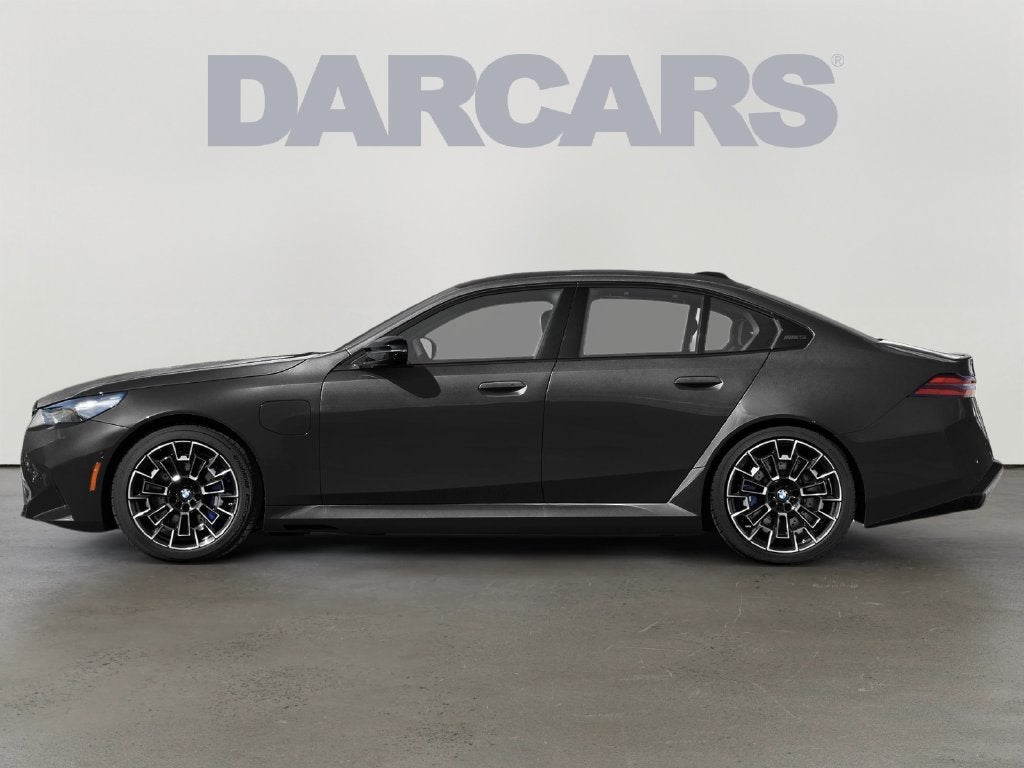 2027 BMW M5 Base