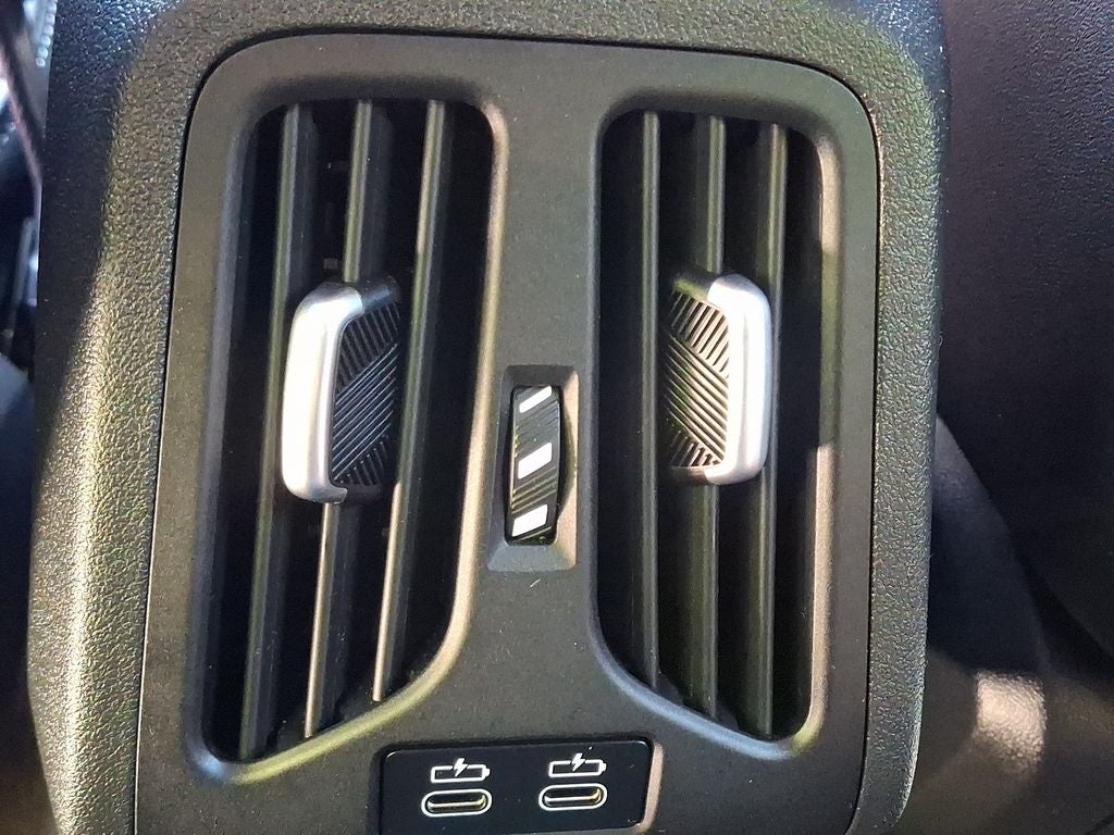 2024 BMW X1 M35i w/M Sport Brakes