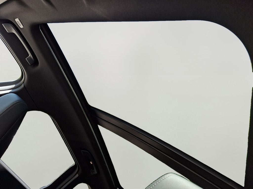 2025 BMW X1 xDrive28i w/Convenience Package