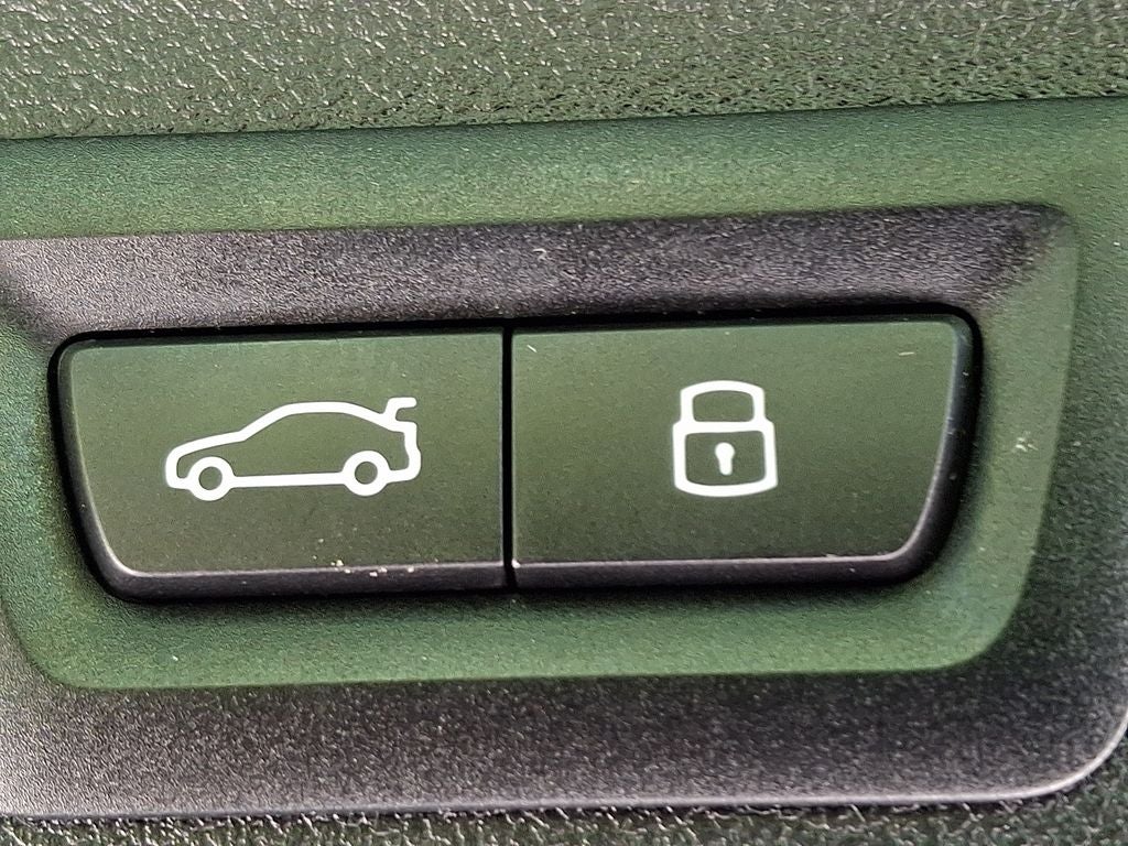 2025 BMW X1 xDrive28i w/Convenience Package