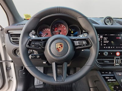 2024 Porsche Macan Base