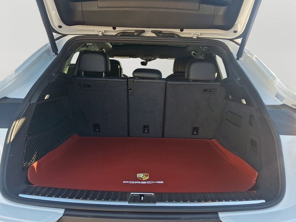 2024 Porsche Cayenne Coupe Base