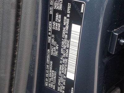 2022 Volvo XC60 B5 Momentum w/Climate Package