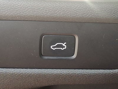 2026 Volvo XC60 B5 Core w/Climate package