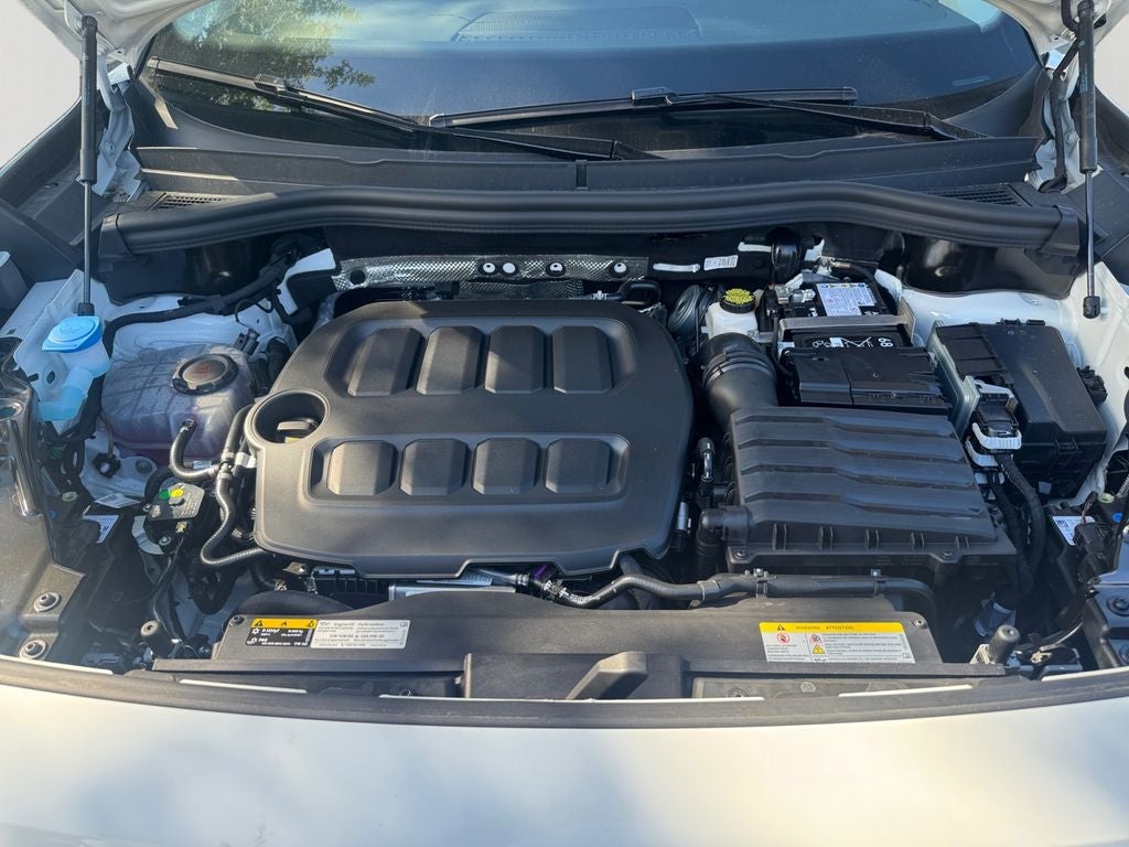 2025 Volkswagen Tiguan 2.0T SE