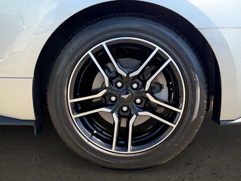 2020 Ford Mustang EcoBoost