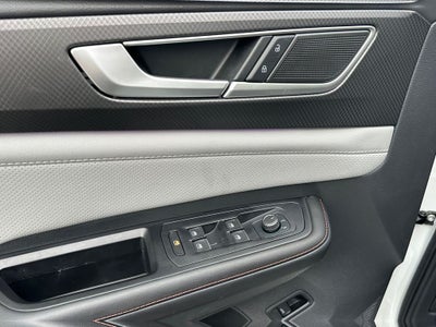 2024 Volkswagen Atlas 2.0T Peak Edition SE w/Technology - Low Miles!