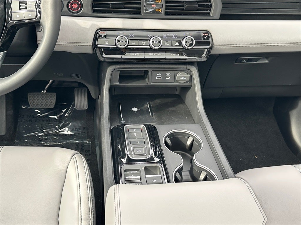 2025 Honda Pilot Touring