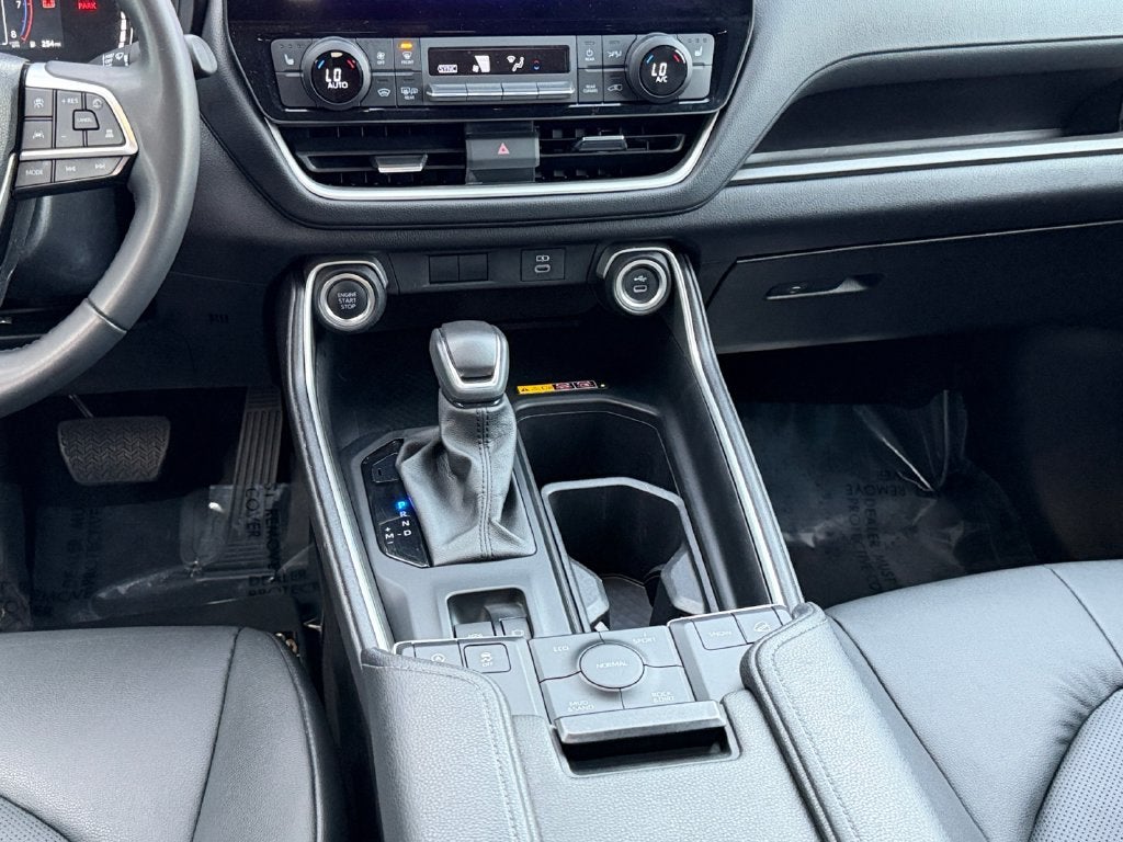 2025 Toyota Grand Highlander XLE