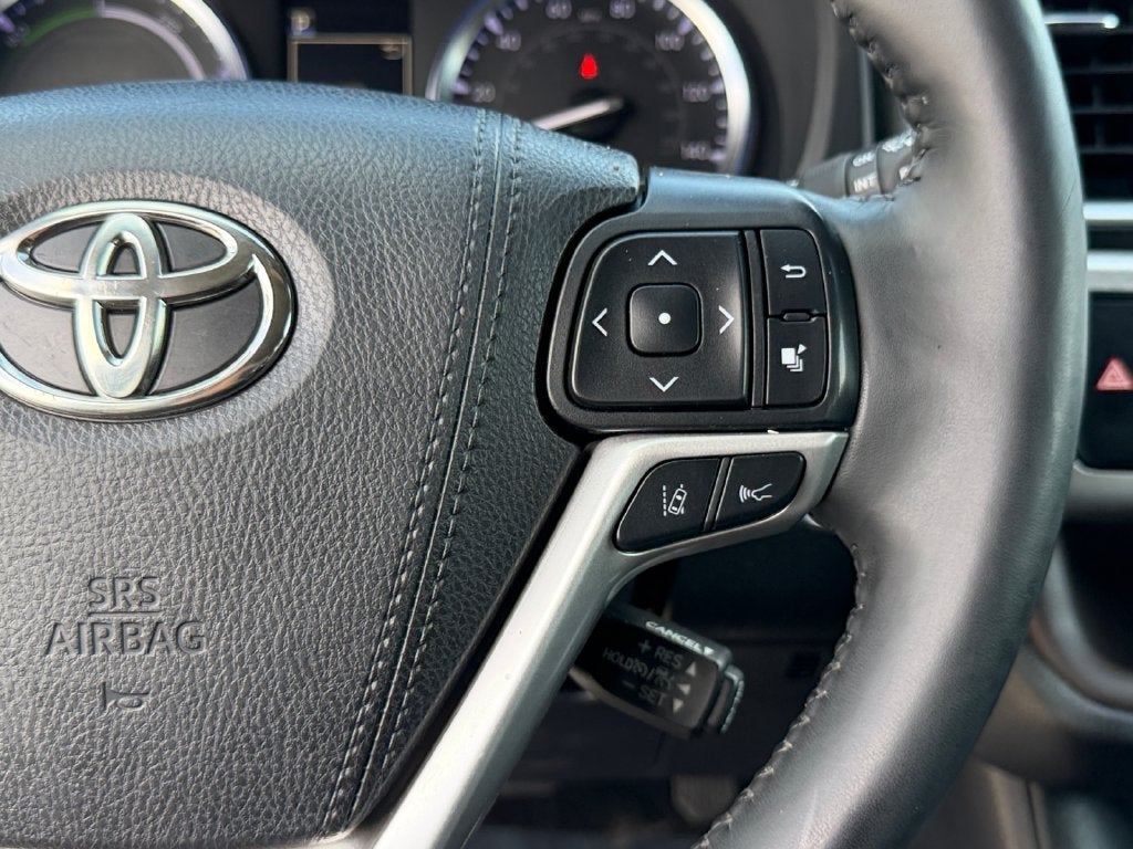 2019 Toyota Highlander Hybrid Limited Platinum