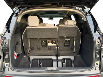 2025 Toyota Sienna LE 8 Passenger