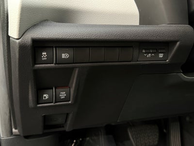 2025 Toyota Sienna LE 8 Passenger