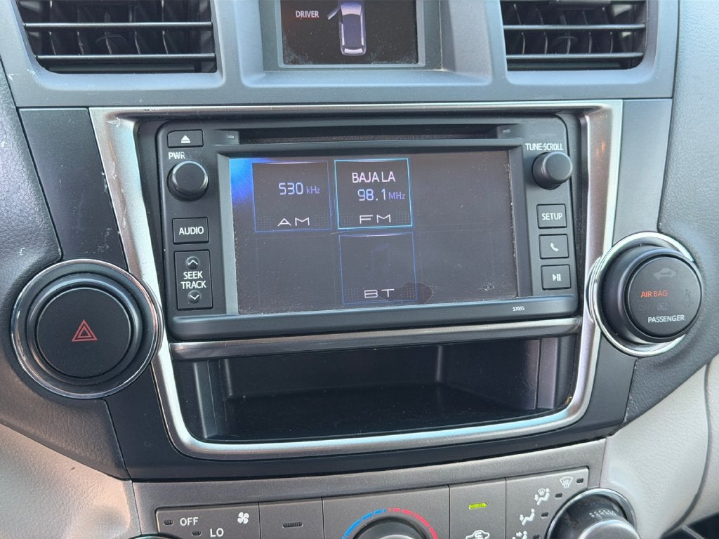 2013 Toyota Highlander Base