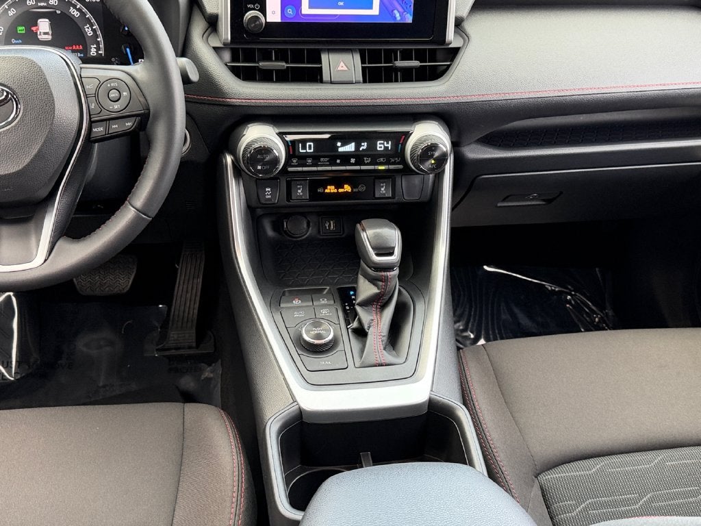2024 Toyota RAV4 Prime SE