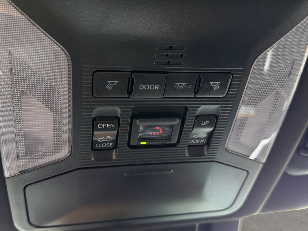2024 Toyota RAV4 Prime SE
