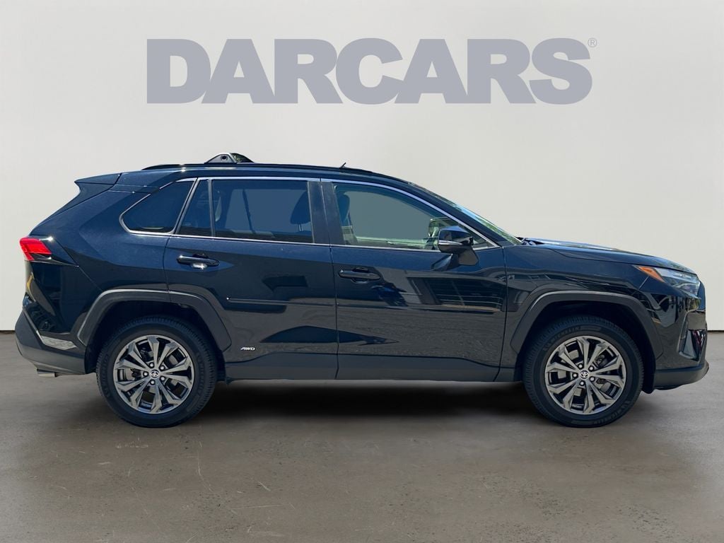 2022 Toyota RAV4 Hybrid XLE Premium