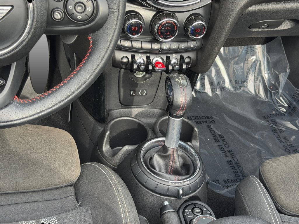2017 MINI John Cooper Works Base
