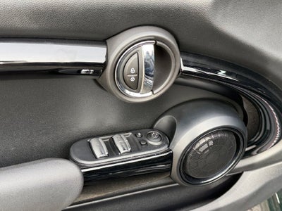 2017 MINI John Cooper Works Base