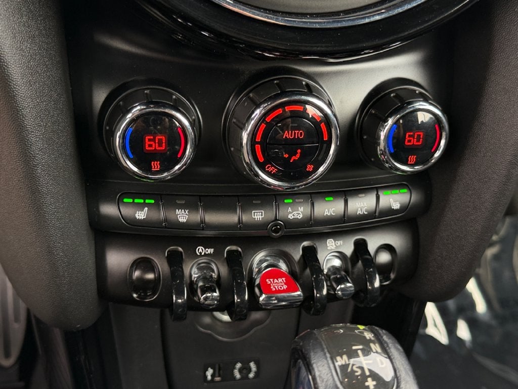 2017 MINI John Cooper Works Base