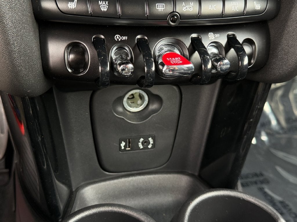 2017 MINI John Cooper Works Base