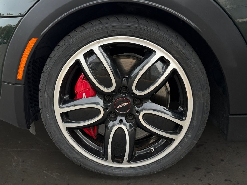 2017 MINI John Cooper Works Base