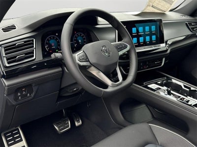 2025 Volkswagen Atlas Cross Sport 2.0T SEL Premium R-Line