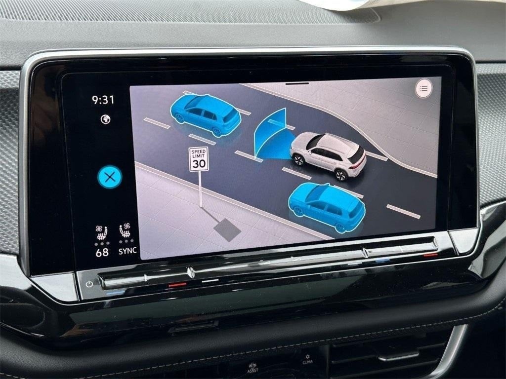 2025 Volkswagen Atlas Cross Sport 2.0T SEL Premium R-Line