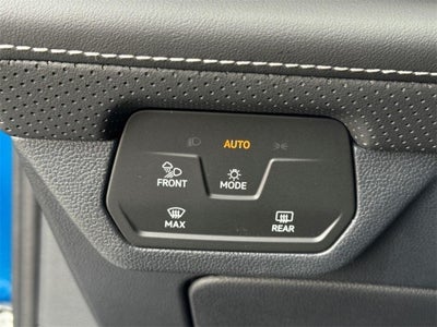 2025 Volkswagen Atlas Cross Sport 2.0T SEL Premium R-Line