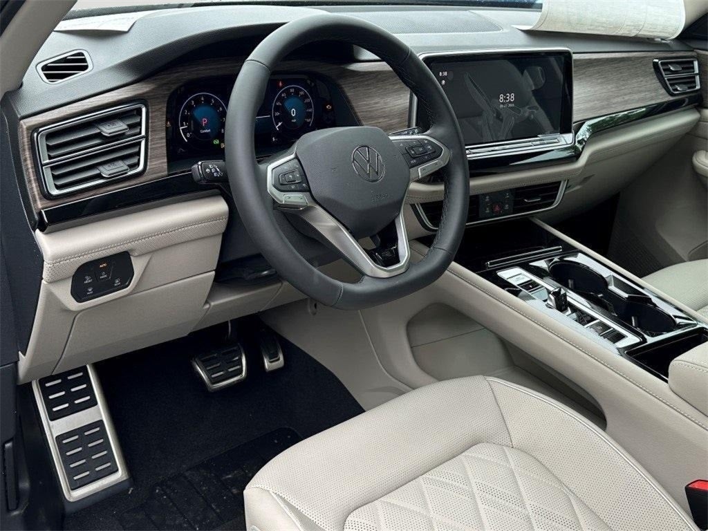 2025 Volkswagen Atlas 2.0T SEL Premium R-Line