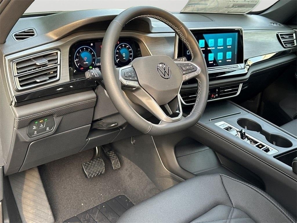 2025 Volkswagen Atlas Cross Sport 2.0T SE