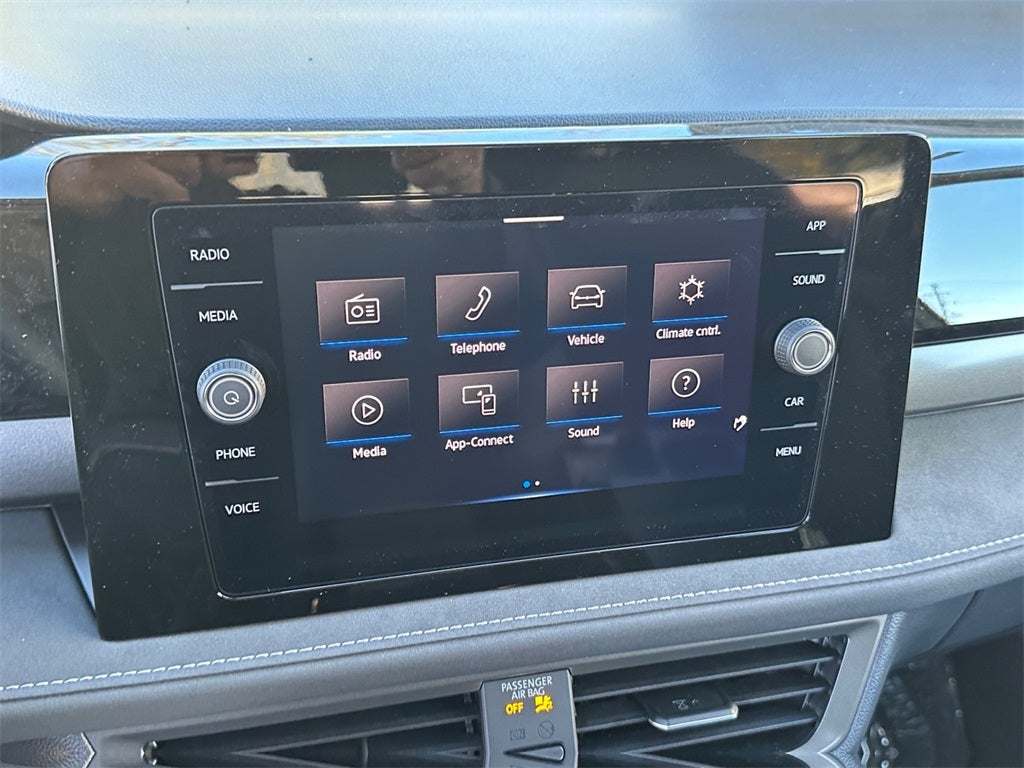 2025 Volkswagen Taos 1.5T SE Black