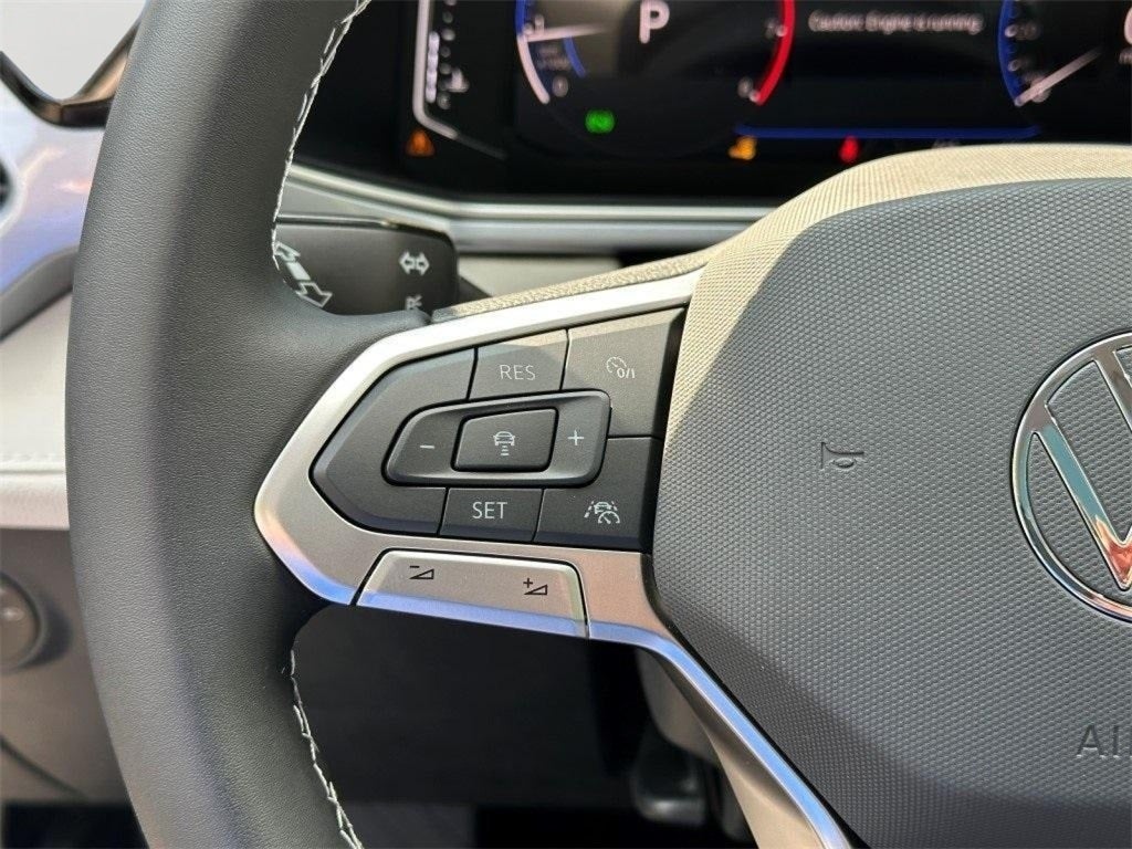 2025 Volkswagen Taos 1.5T SEL