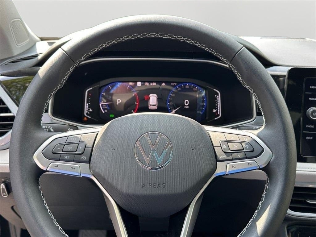 2025 Volkswagen Taos 1.5T SEL