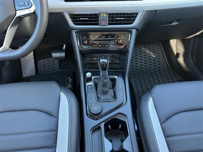 2025 Volkswagen Taos 1.5T SEL