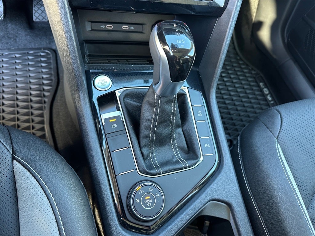 2025 Volkswagen Taos 1.5T SEL