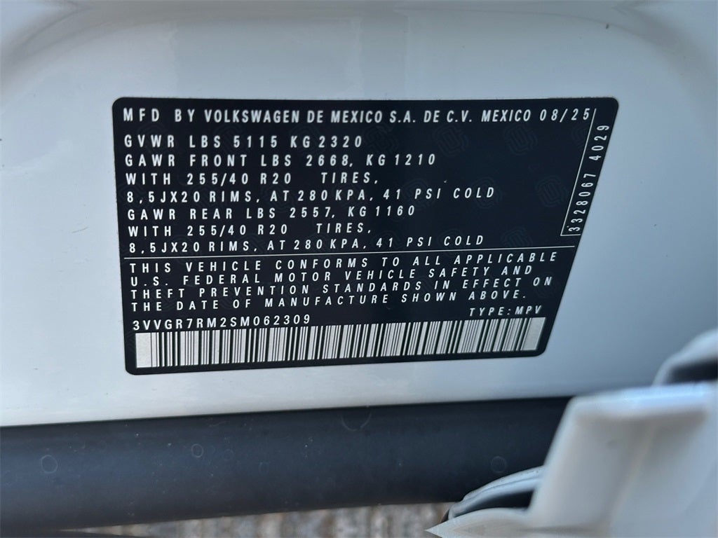 2025 Volkswagen Tiguan 2.0T SE R-Line Black