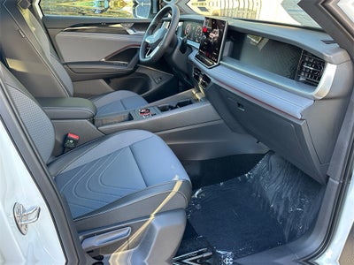 2025 Volkswagen Tiguan 2.0T SE R-Line Black