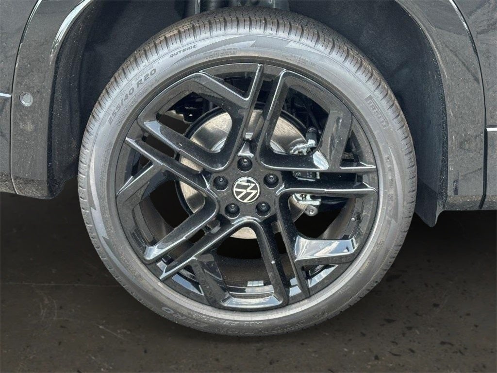 2025 Volkswagen Tiguan 2.0T SE R-Line Black