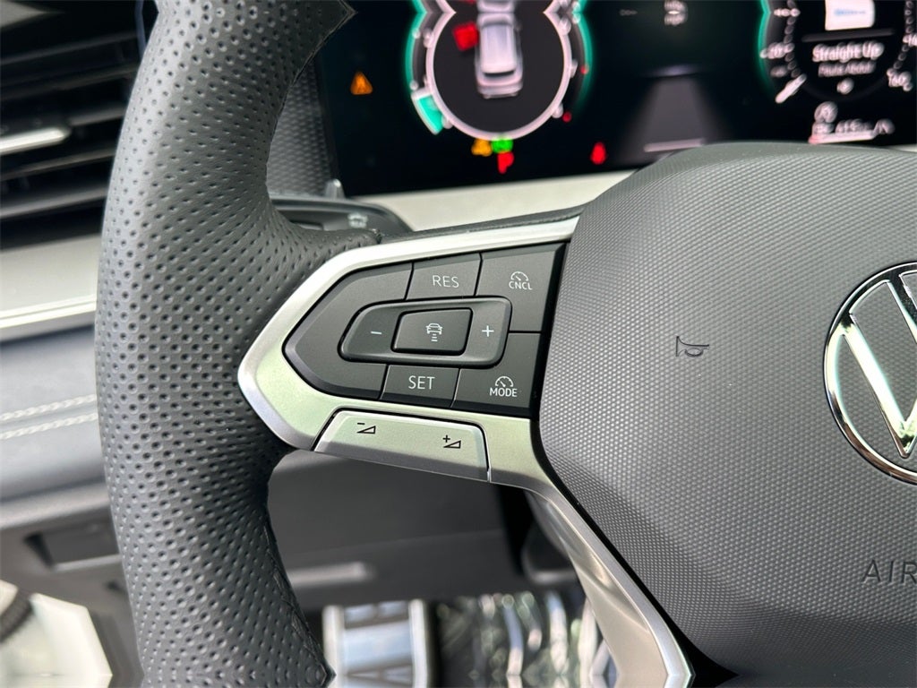 2025 Volkswagen Tiguan 2.0T SE R-Line Black