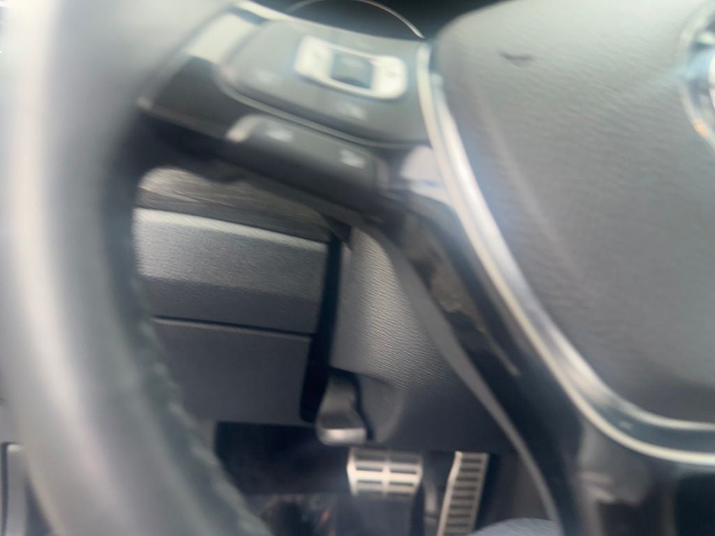 2017 Volkswagen Passat SEL Premium