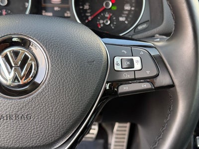 2017 Volkswagen Passat SEL Premium