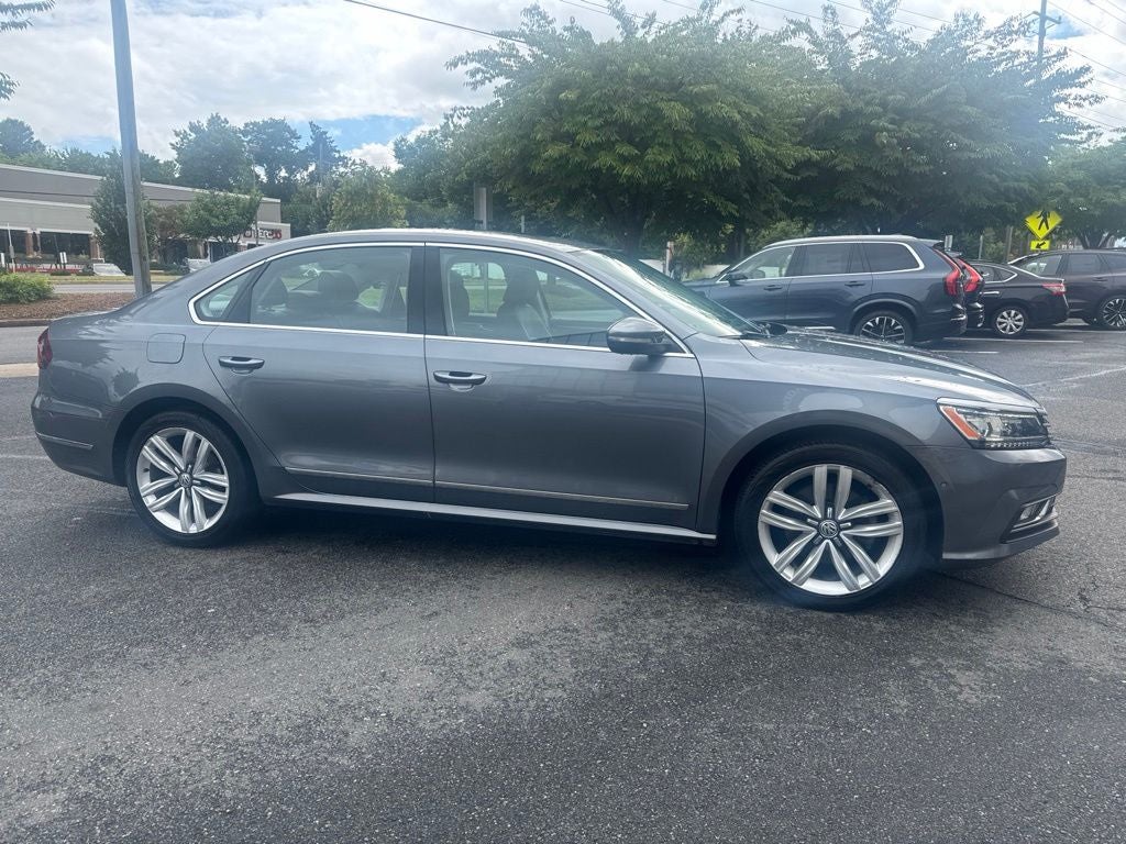 2017 Volkswagen Passat SEL Premium