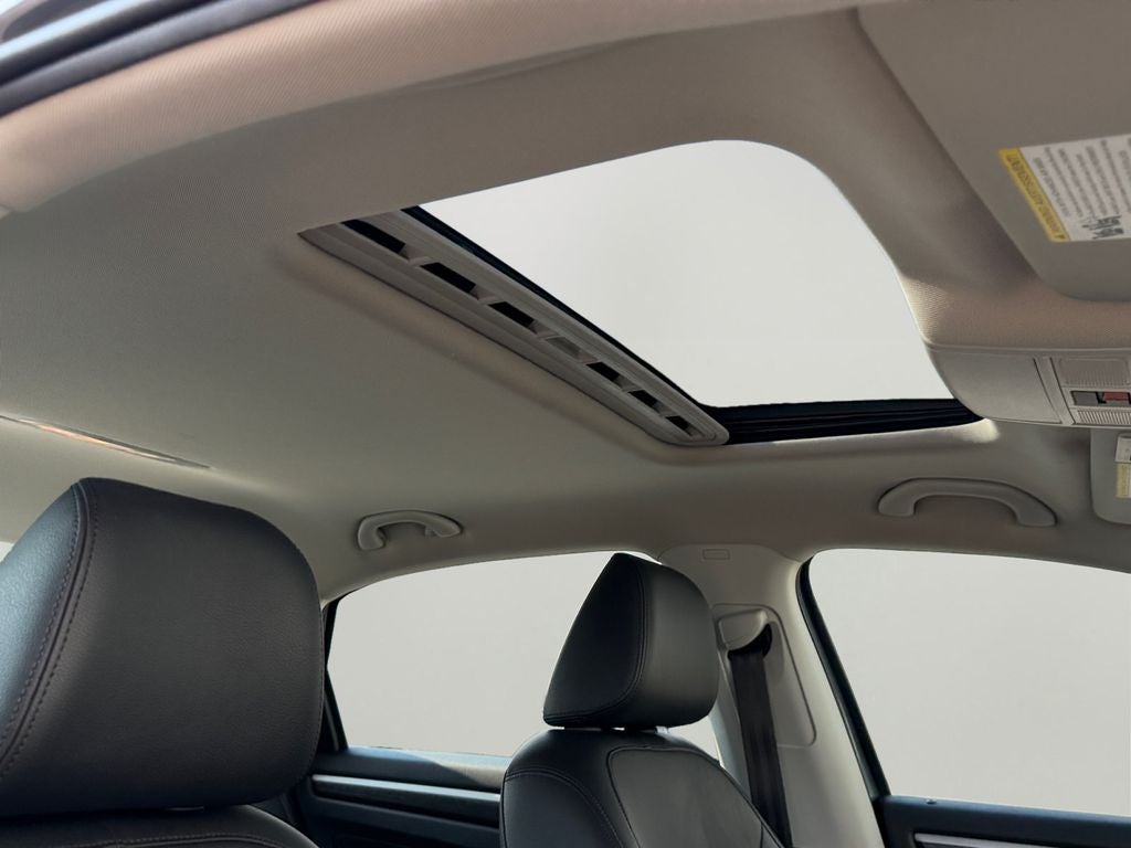 2017 Volkswagen Passat SEL Premium