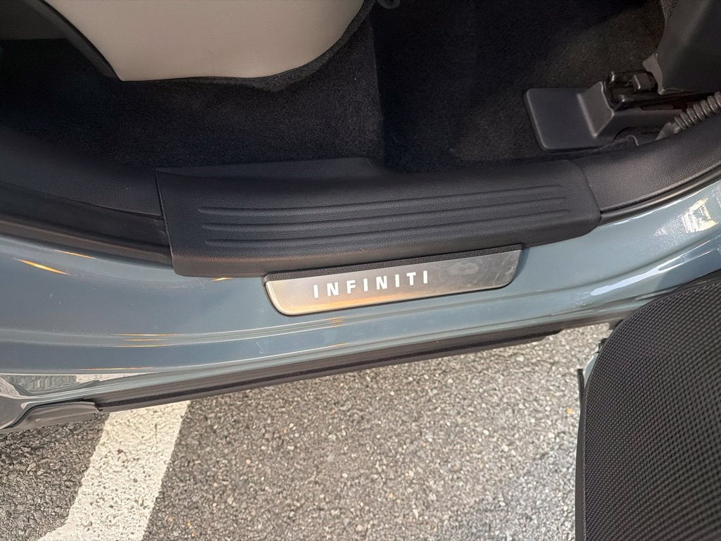 2023 INFINITI QX50 LUXE