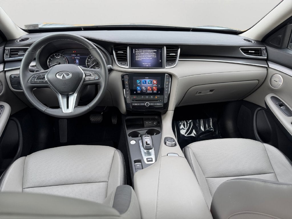 2023 INFINITI QX50 LUXE